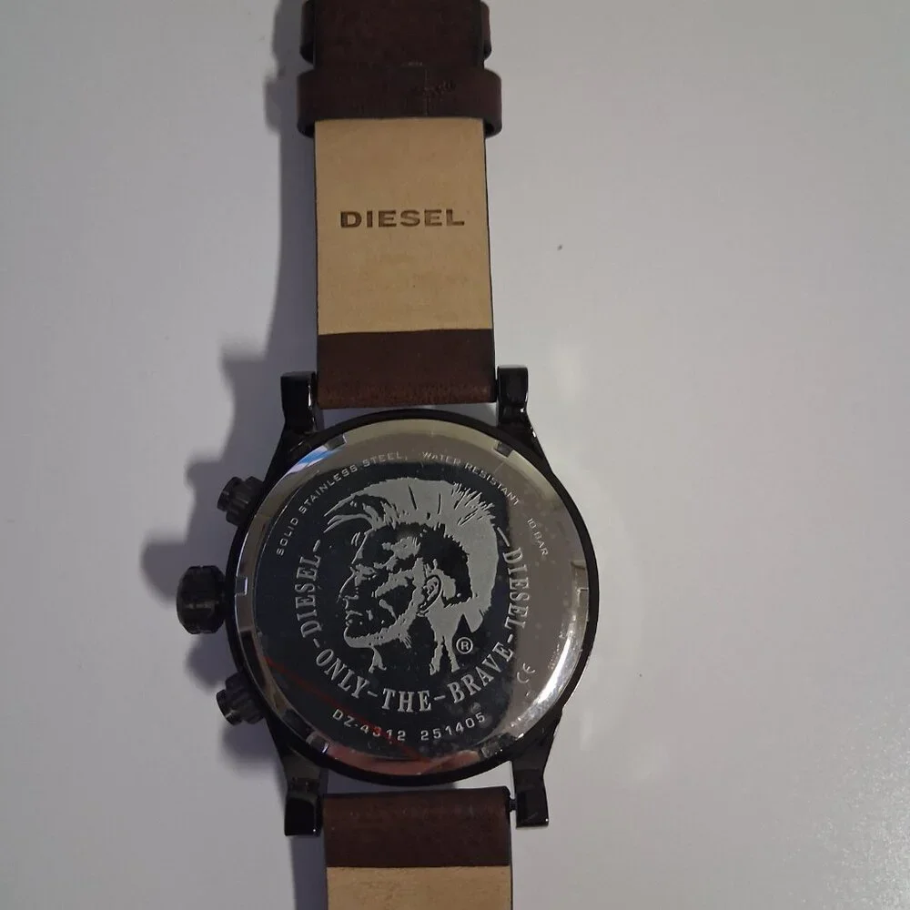 Diesel Men’s Double Down Watch – Brown Leather (DZ4312) New